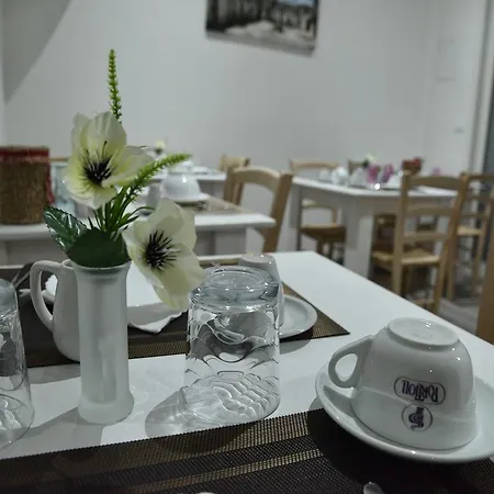 Monte Sant' Angelo ゲストハウス